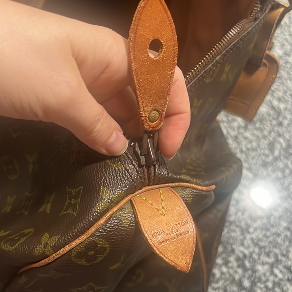 LOUIS VUITTON MONOGRAM KEEPALL 50 Vintage w/Luggage Tag with faults - Picture 10 of 17